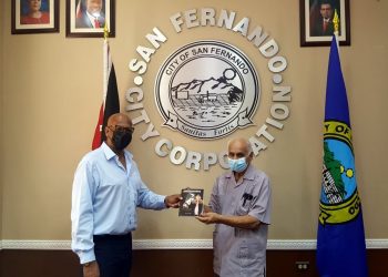 Mayor Junior Regrello with Abracadabra