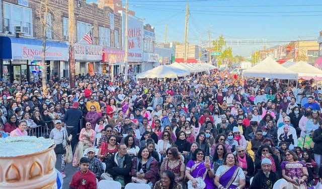 A section of the crowd in Liberty Avenue