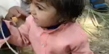 Little Girl Sings Shiva Bhajan