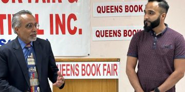 Guyanese grants Scholarships to Richmond Hill, Queens Students