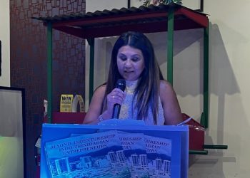 Book on Indo Trinidadian pioneering Entrepreneurs praised at launch in Ft Lauderdale