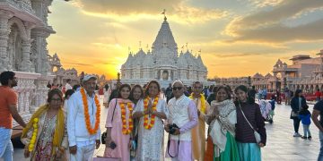 Indo Caribbeans visit new temple in New Jersey