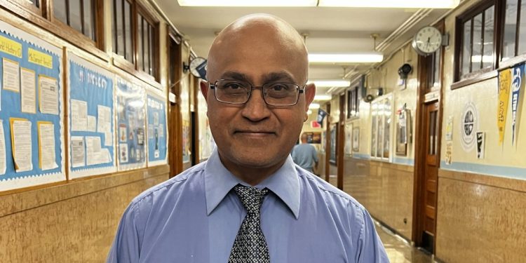 Dr. Vishnu Bisram
