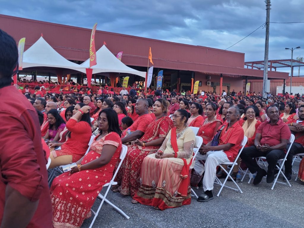 A section of devotees at Epic Hanuman Chalisa Chanting at the Divali Nagar.