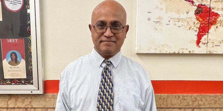 Dr. Vishnu Bisram