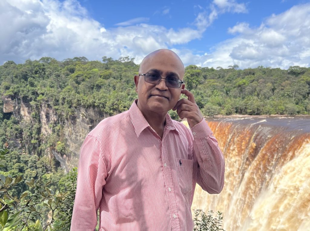 Dr Vishnu Bisram