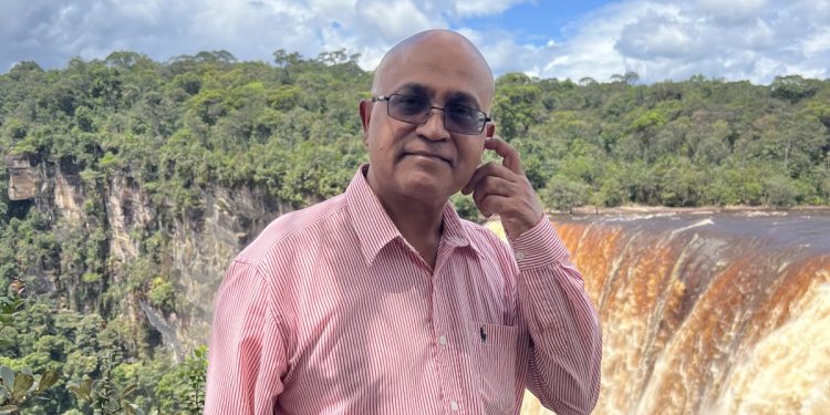 Dr Vishnu Bisram
