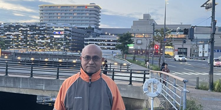 Dr Vishnu Bisram