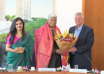 In the Image (L to R): Ms. Priya Pansare, Director, Trade and Investment Promotion, World Trade Center Mumbai; Dr. Vijay Kalantri, Chairman, World Trade Center Mumbai and President, All India Association of Industries; and Sen. Wayne Harper, President Pro Tempore of the Utah Senate, USA, felicitating Dr. Kalantri.