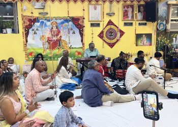 Trini Pandit Munelall Leads Navratri Discourse at Sundar Gopal Mandir in NY